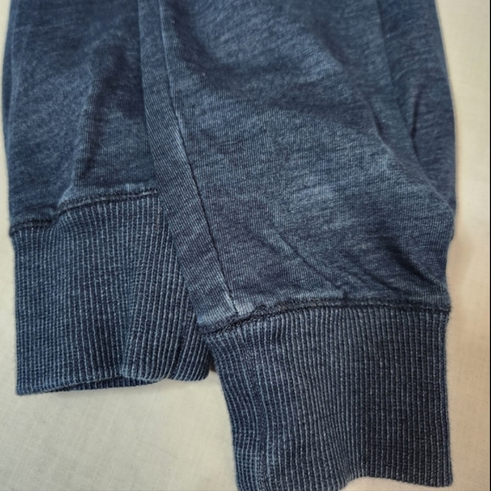 Celtic & Co blue crewneck sweatshirt garment dyed pockets S - Picture 10 of 11
